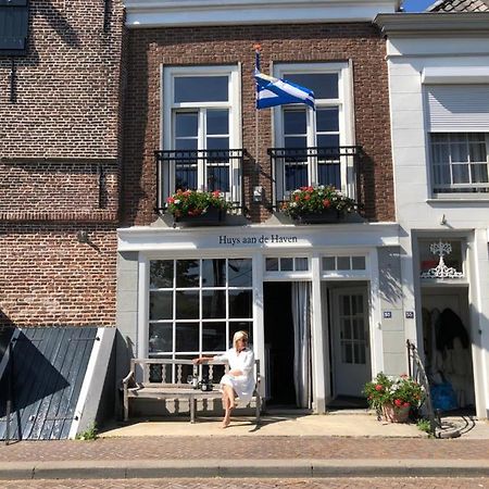 Huys Aan De Haven Hotel ซีริกเซ ภายนอก รูปภาพ